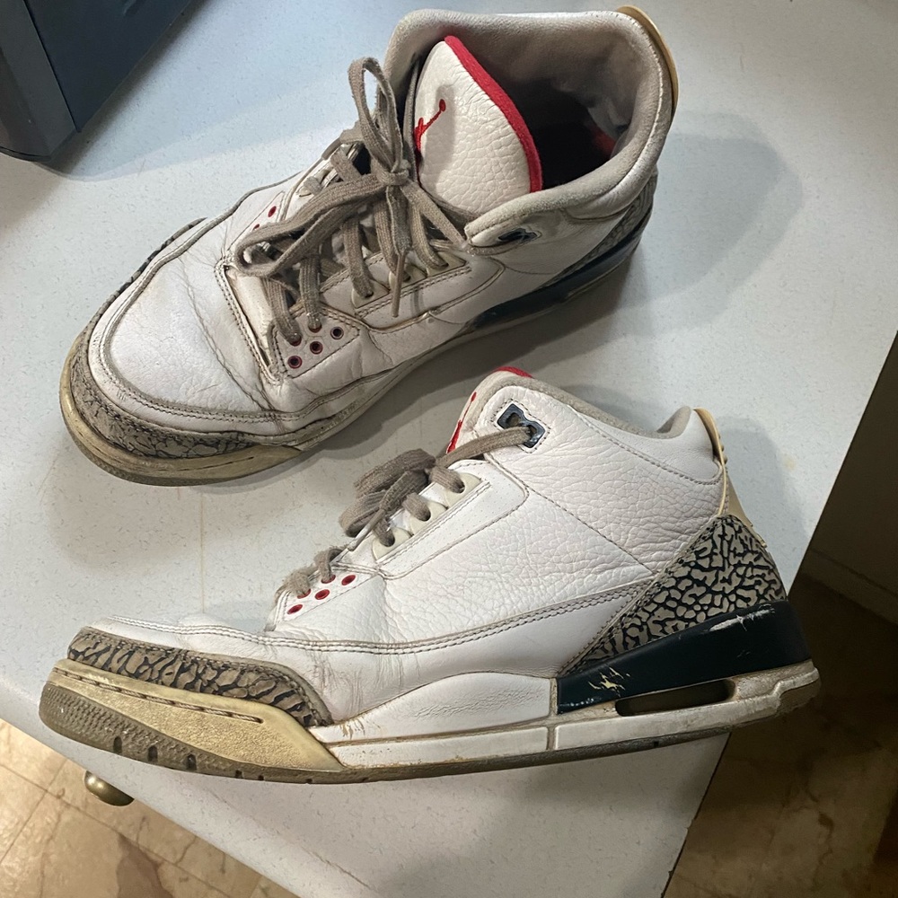 Air Jordan 3’s - Cement - size 12